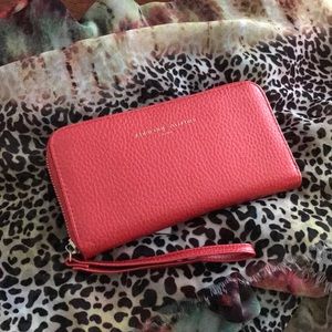 Adrienne Vittadini Charging Wallet/Clutch
